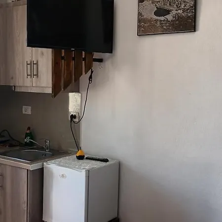 Resul Pushi 3* كساميل