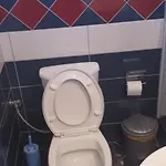 Resul Pushi בית הארחה